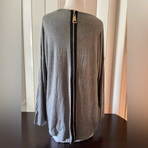 Gray soft surroundings petite large Long Sleeve Tunic, sweater. Knit, nwt